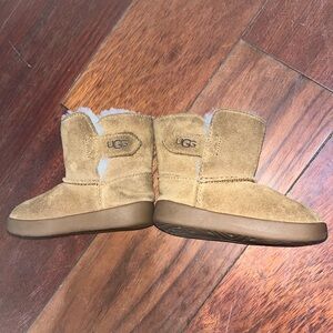 Toddler Ugg Boots 4/5